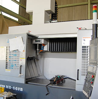 縦型マシニングセンタ　1号機