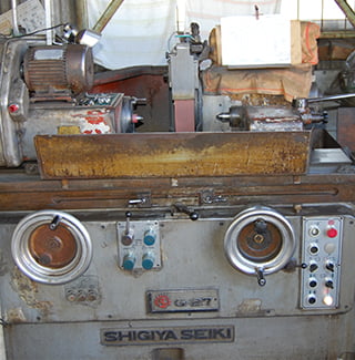 横型汎用円筒研磨機